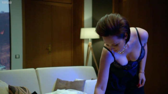 Alexandra Mitroshin Figure