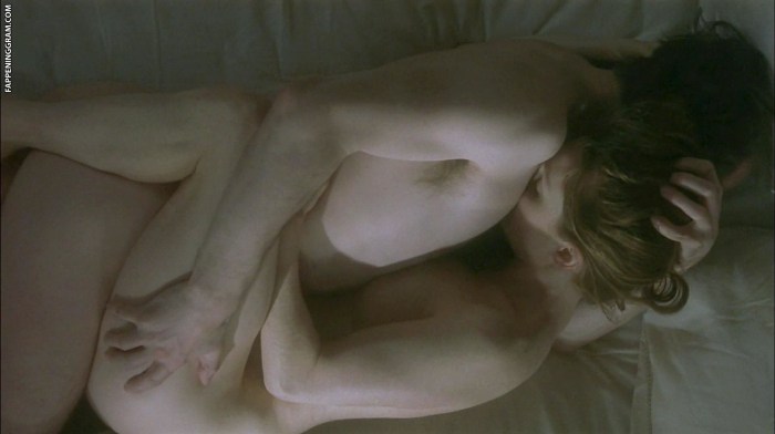 Julianna Moore Amanda Seyfrid Lesbian