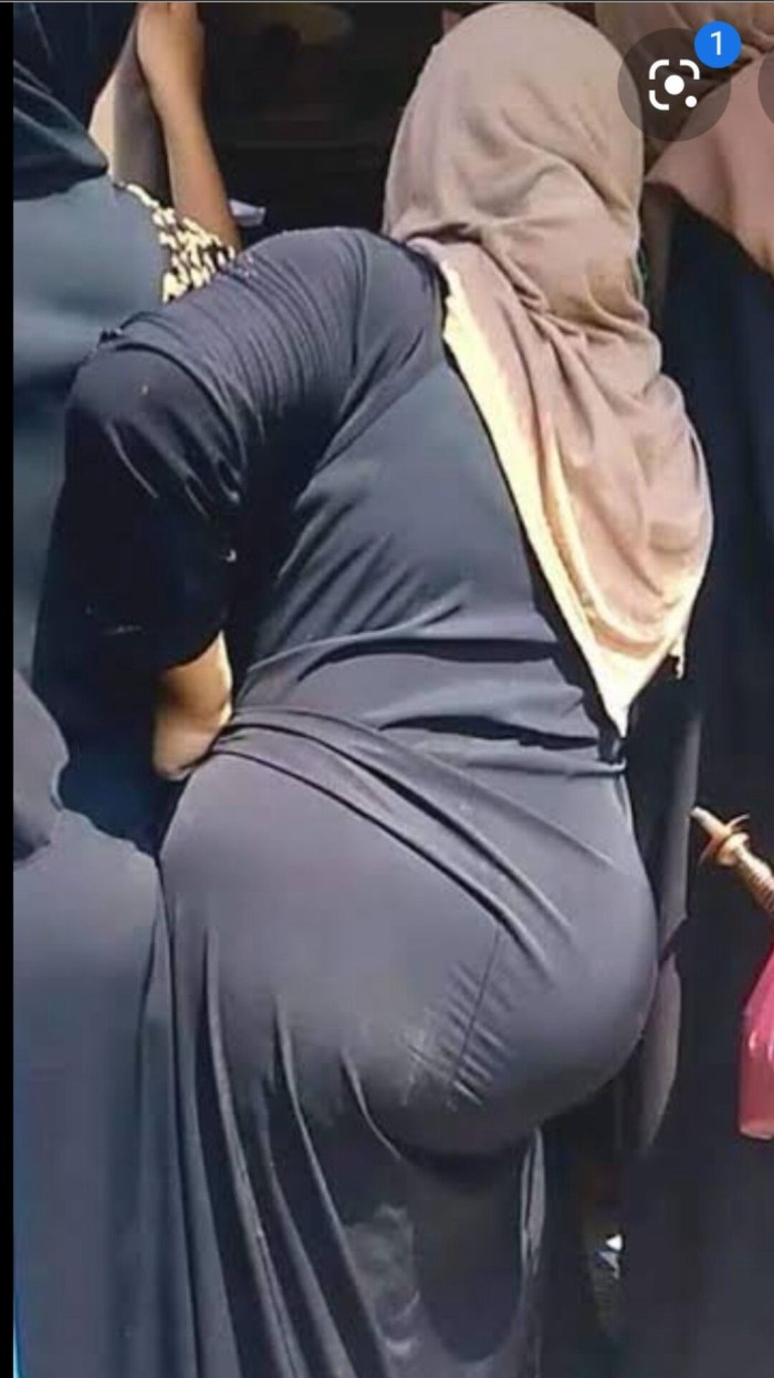Muslim with a big booty