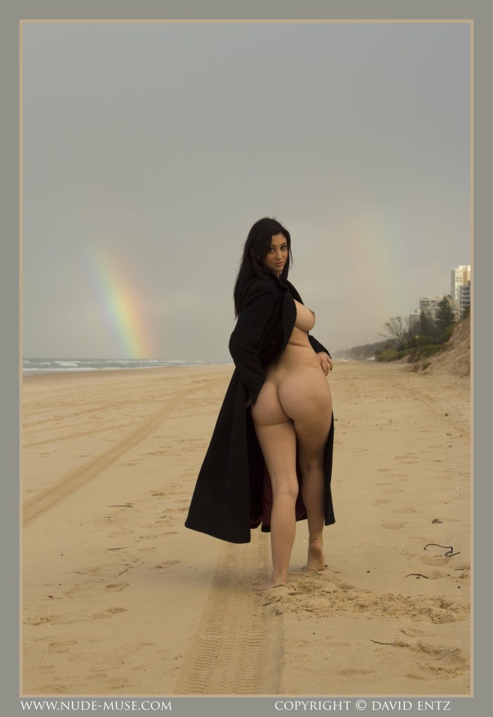 Maria Ryabushkina naked lesbian