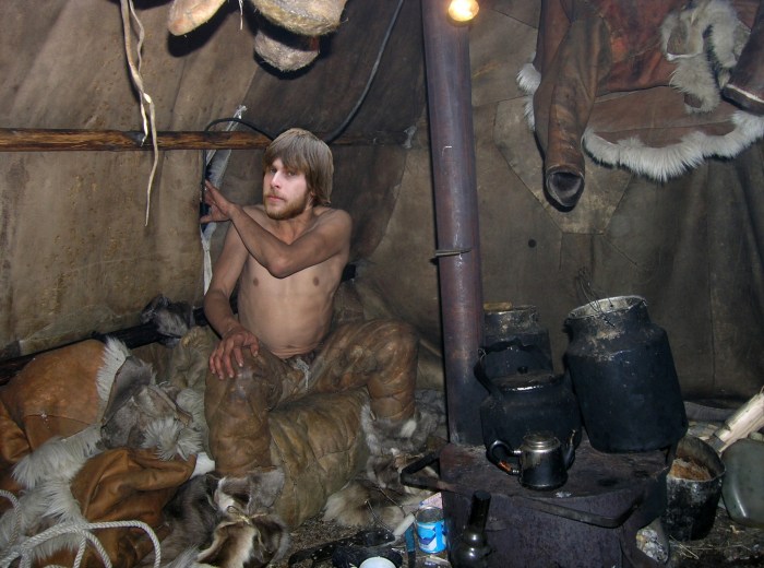 Chukchi woman naked in the plague