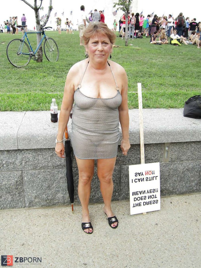 Old women without complexes