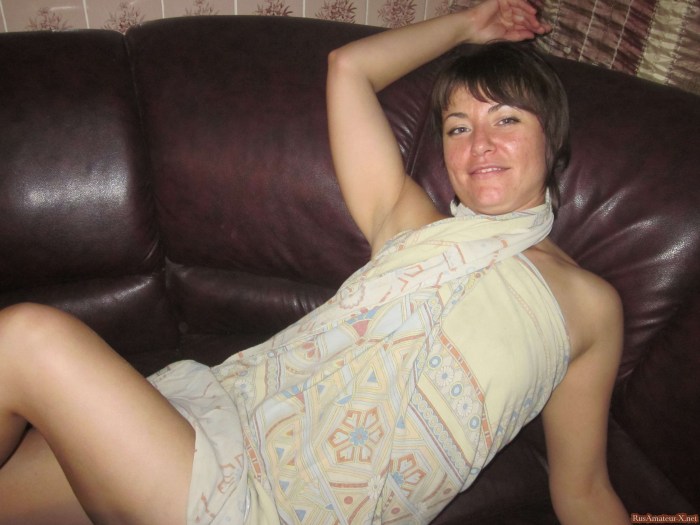 Scarlett Jones Naked in bed