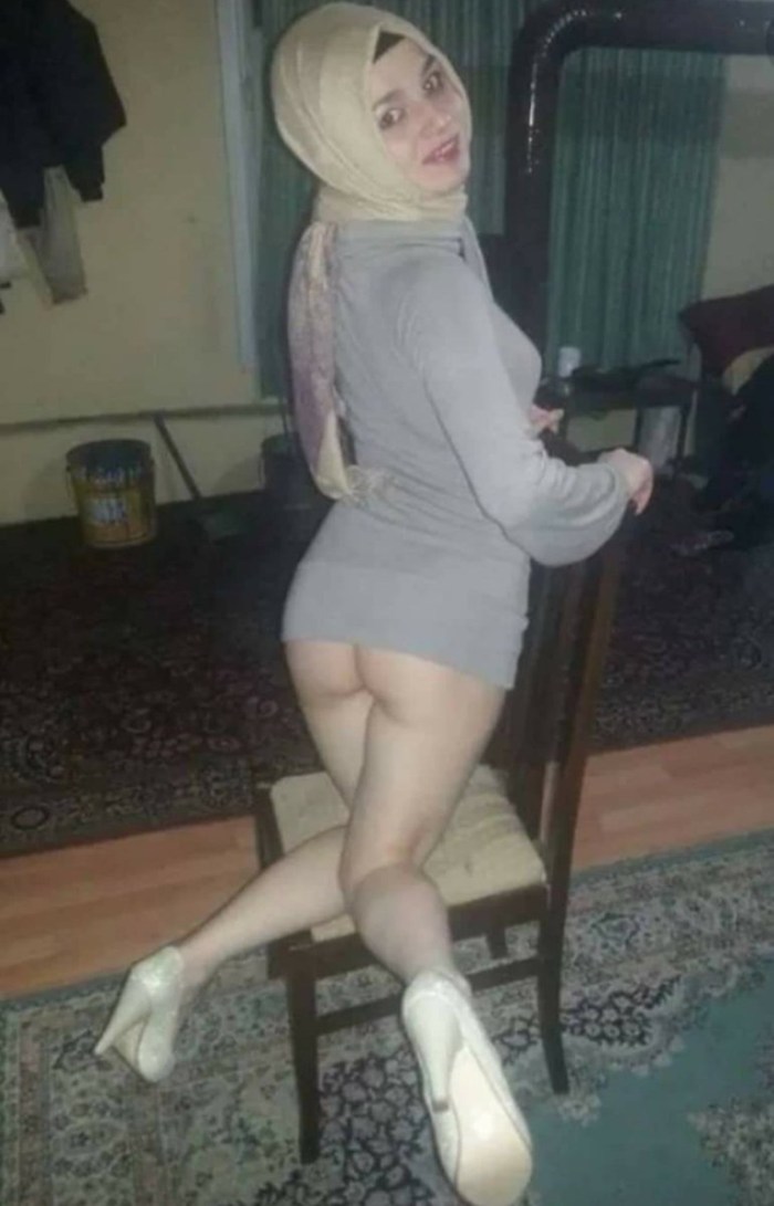 Naked amateur hijab