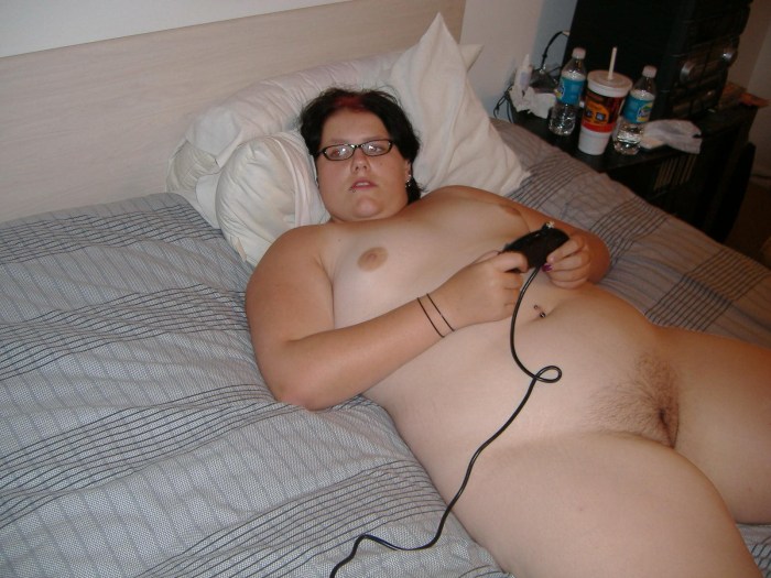 Mature thick naked Colombics