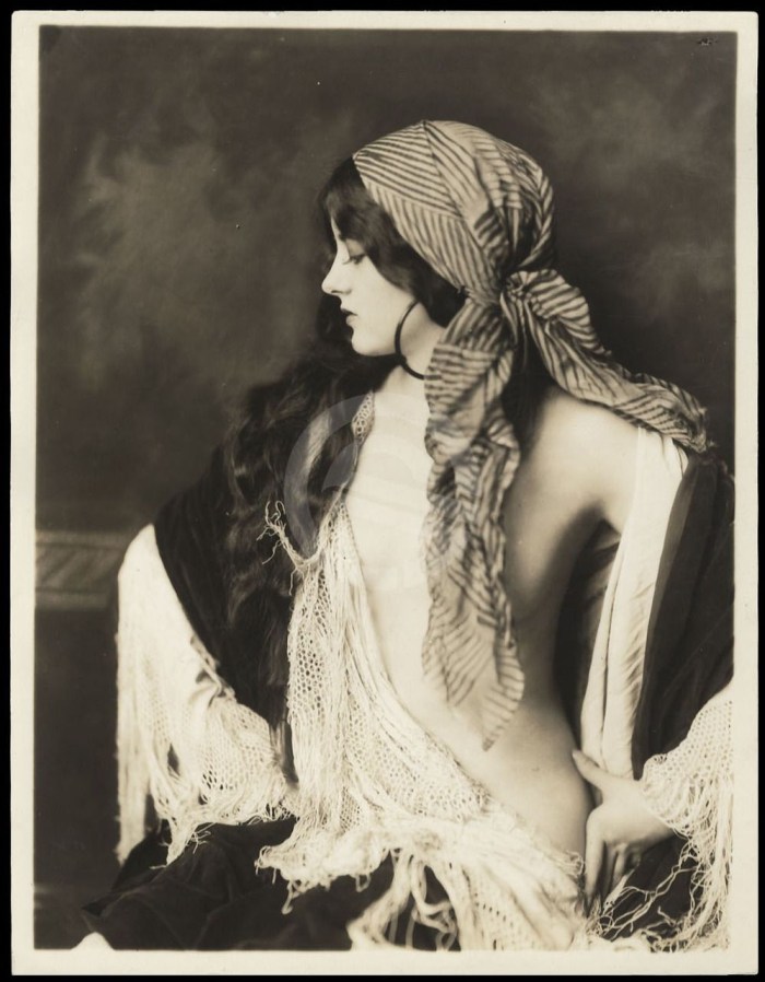 Old grandfathers with young girls