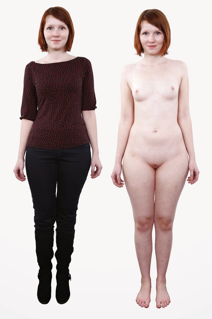 Beautiful Girl Show Her Body Without Clothes