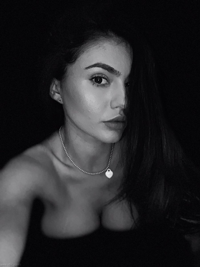 Pornstars Mature Nina Hartley