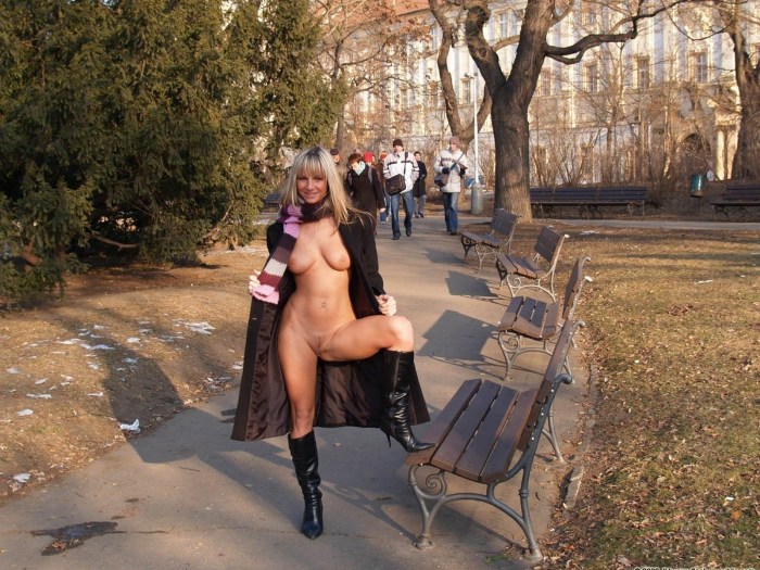 Women Exhibitionists