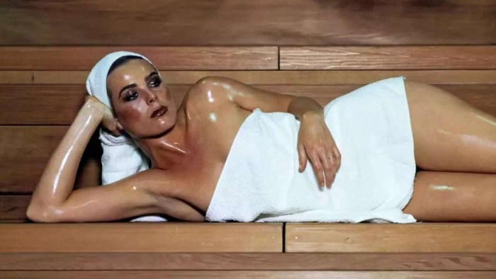 러시아 엄마 (Russian Mom, 2016 Actors Rina