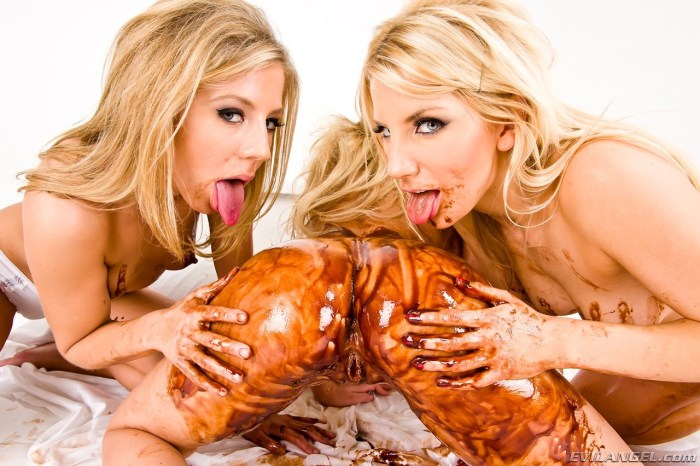 Gastronomic pornography