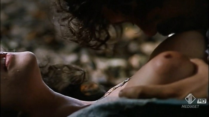 Naked beauty Malena Fendi Anal