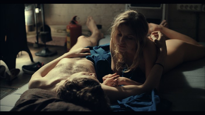 AUG Julia Intimate places 2013