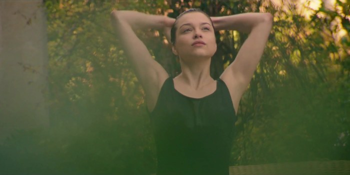 Actress Sophie Kukson Naked