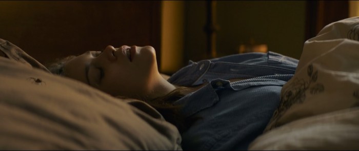 Actress Sophie Kukson Naked