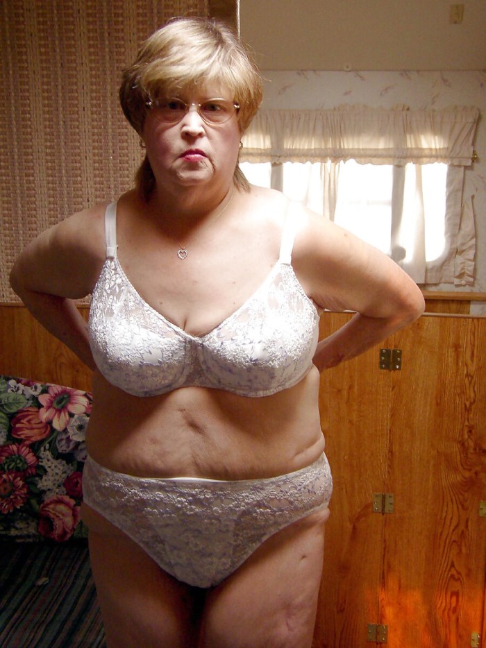 Fat grandmothers in linen