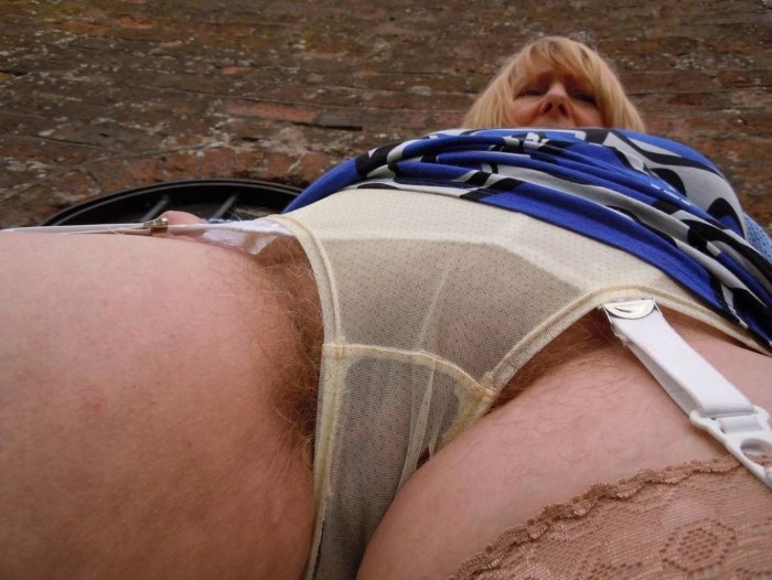 Ladies without panties big