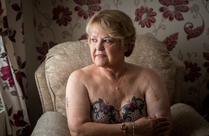 Photoshoot of naked grandmothers