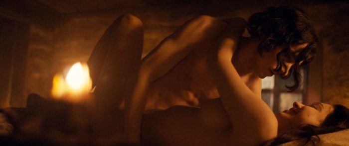 Taisiya Vilkova Gogol bed scene