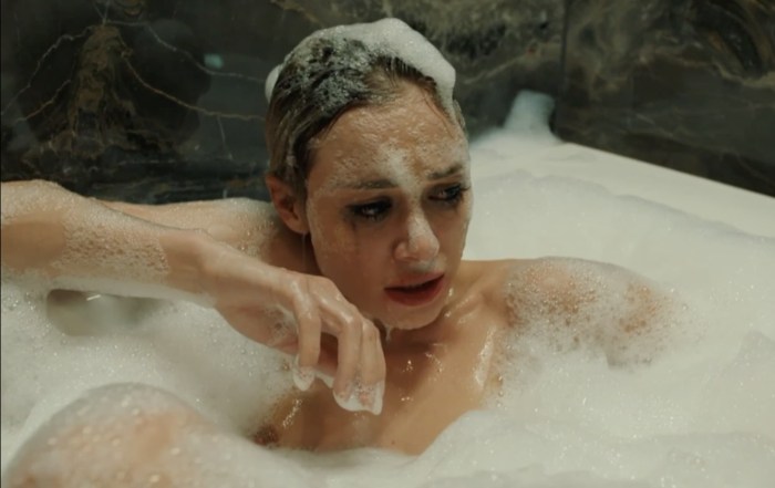 Alexandra Cherkasova-servant Nude