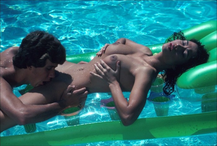 Silvie Deluxe and Kaylee Lesbian in the pool