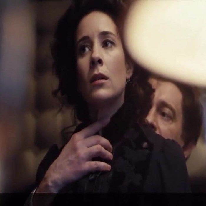 Naked TV presenter Arina Sharapova