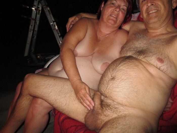 Private_hc_action_of_mature_couple_mchc0006.jpg