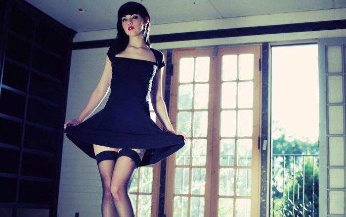 Melissa Clarke in a dress