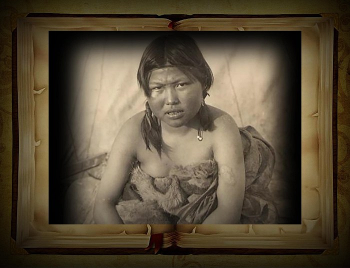 Naked Chukchi women