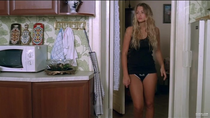 Aglaya Tarasova nude