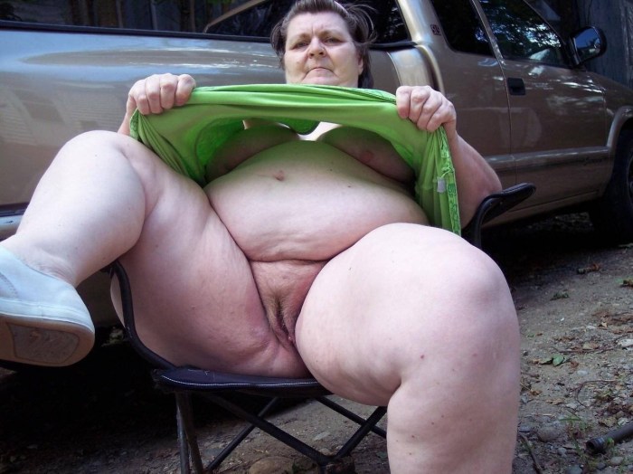 Naked thick women in stockings