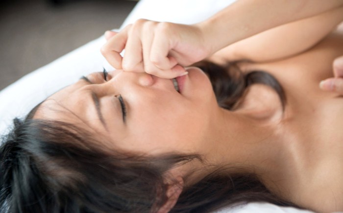 Japanese girls orgasm