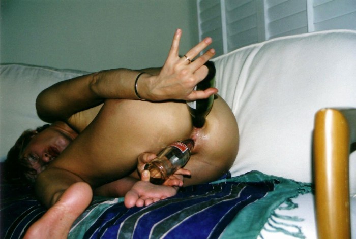 Alysa Gap a bottle of champagne anal