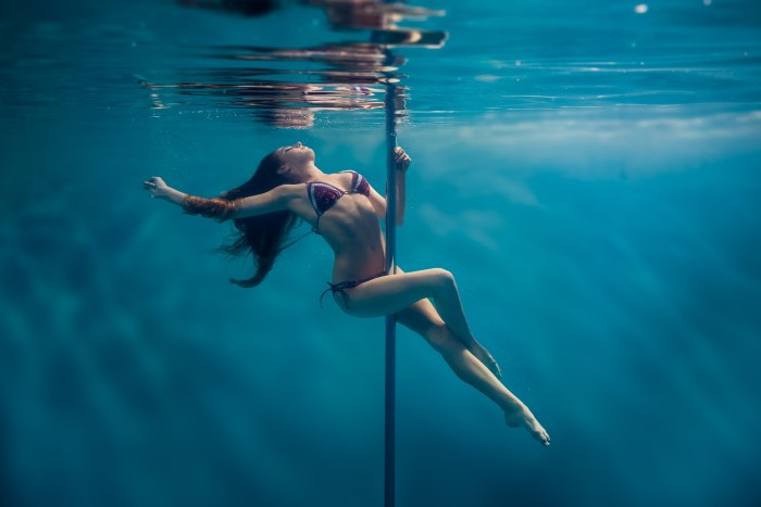 Girl under water
