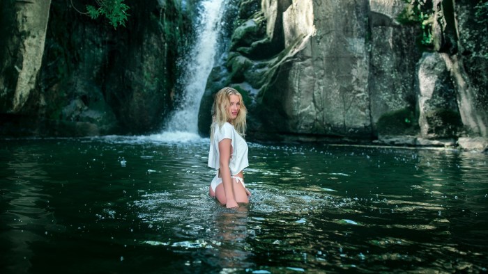 The girl at the waterfall