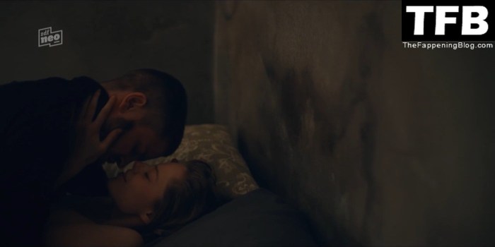 Emma groaning porn actress