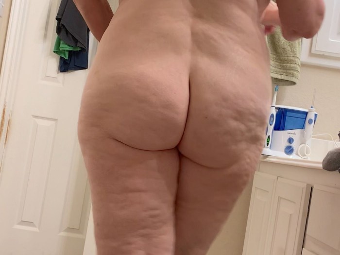 Thick cellulite thighs