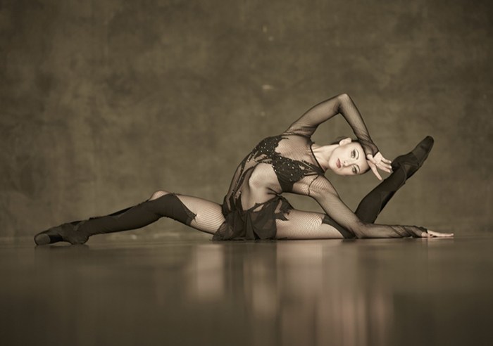 Black white photo girls