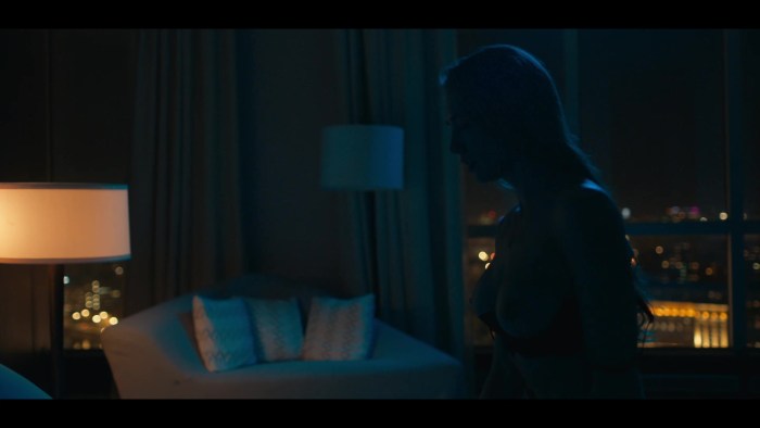 Oksana Akinshina Erotic performance