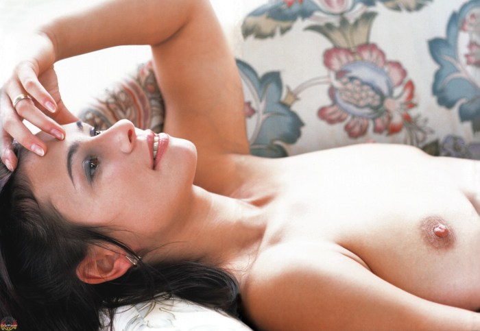 Lavinia Milosovichi is naked