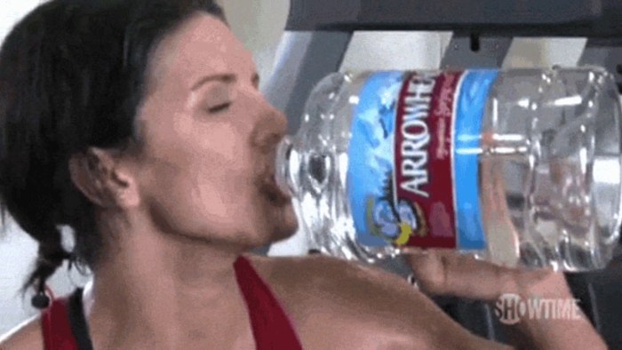 Lasks under the blanket