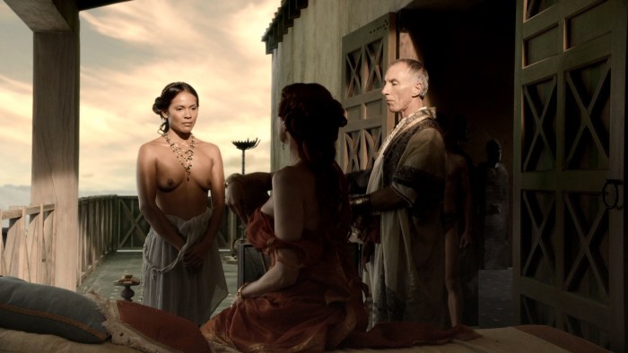 Leslie Jones and Peter Dinklage Naked