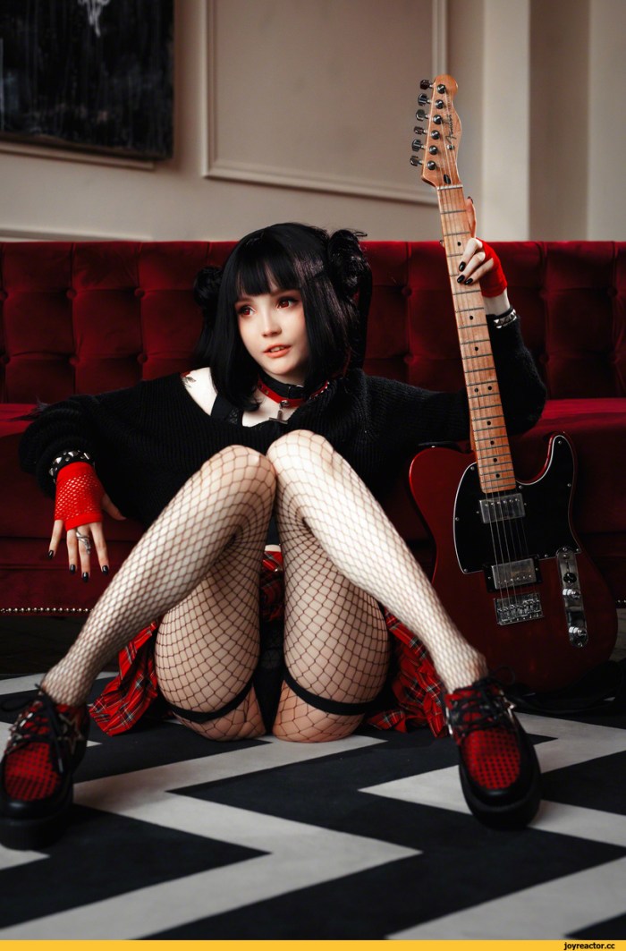 Nicole Meyer in underwear