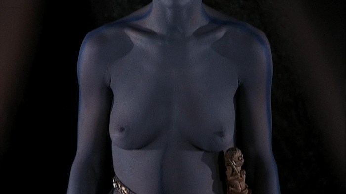 Naked in the form of a goalkeeper without panties