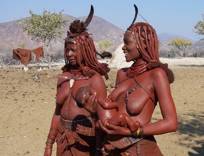 Naked women of African tribes