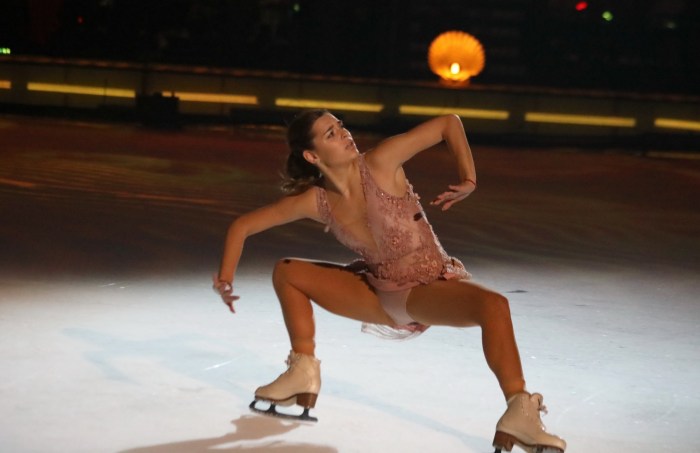 Maria Petrova skater naked