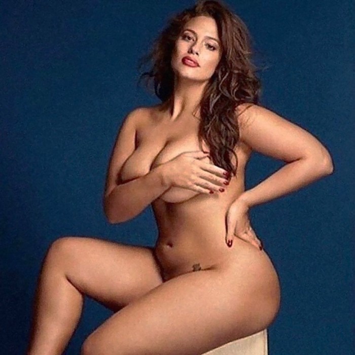 Ashley Graham was completely exposed