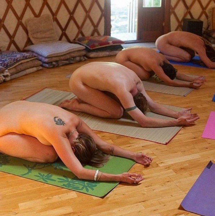Loren Rudik Naked Yoga
