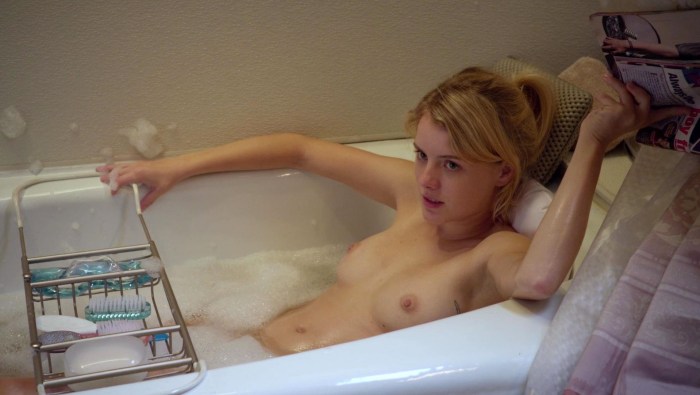 Laura Wiggins shameless naked