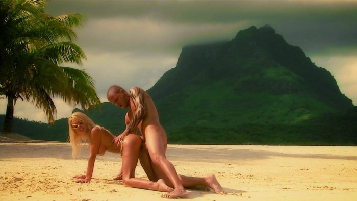 Jesse Jane fever on island 3
